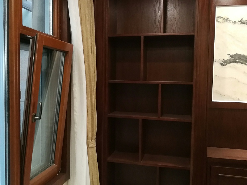 定制節(jié)能鋁包木門窗展示