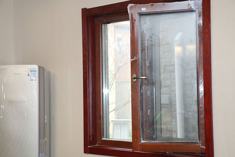 鋁包木門窗實(shí)拍