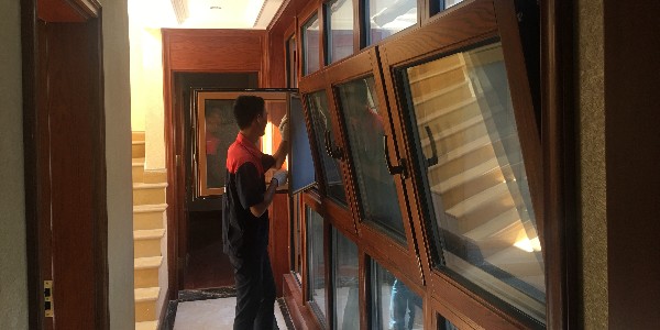 如何延長鋁木門窗使用壽命？