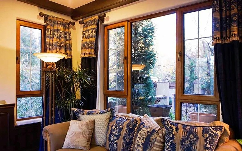 鋁包木門(mén)窗場(chǎng)景展示