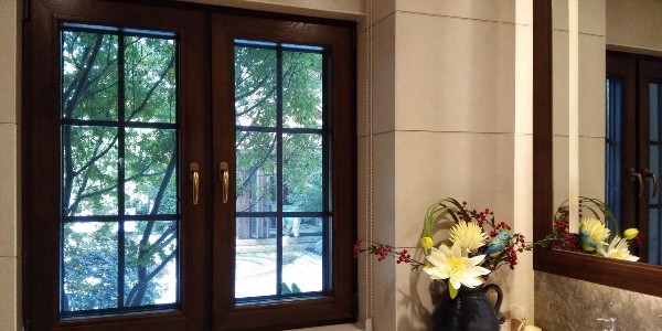 鋁包木門窗哪家好-因為專業(yè)所以信任