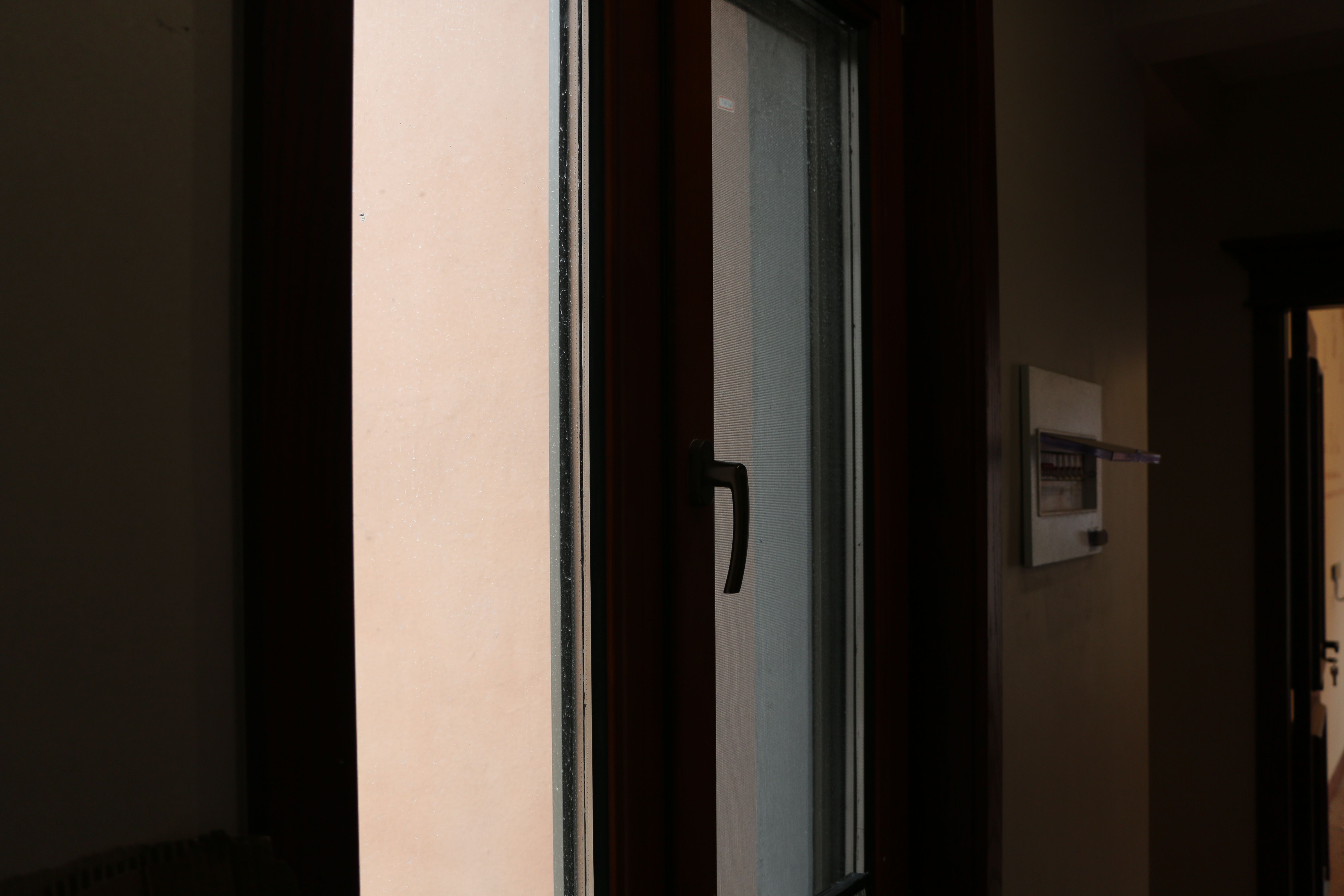 別墅鋁包木門窗