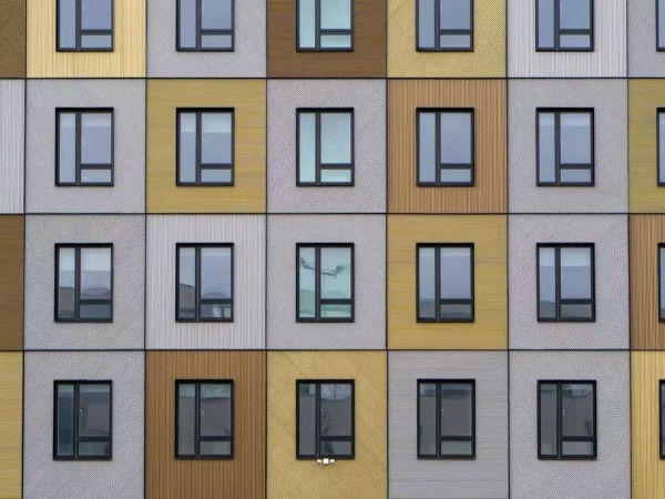 聚焦兩會-門窗人注意啦-提高節能標準-普及綠色建材很重要