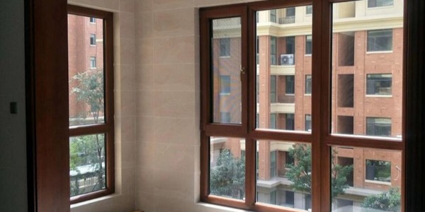 鋁包木門窗哪家性價比更高？