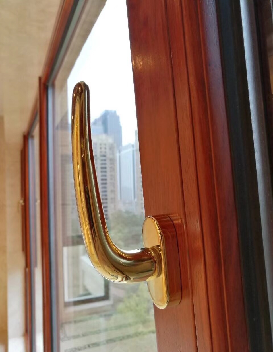 高端鋁包木門(mén)窗展示